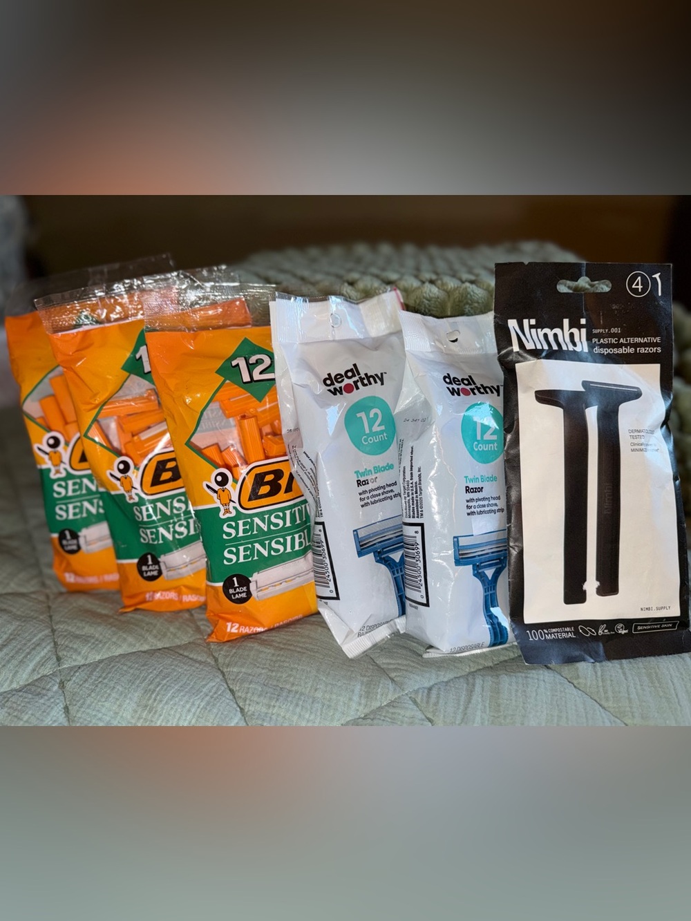 64 Disposable Razors! Awesome Deal!
RV:$23! - Picture 2 of 2